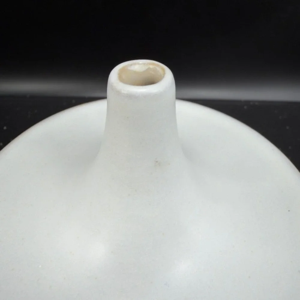 HomArt White Ceramic‎ Bud Vase Modern Minimalist Teardrop Design Matte Vessel